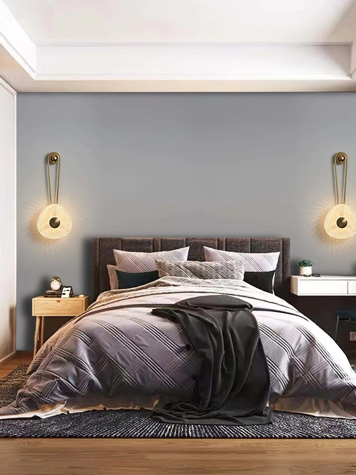 PRISMATIC GLOW WALL LAMP