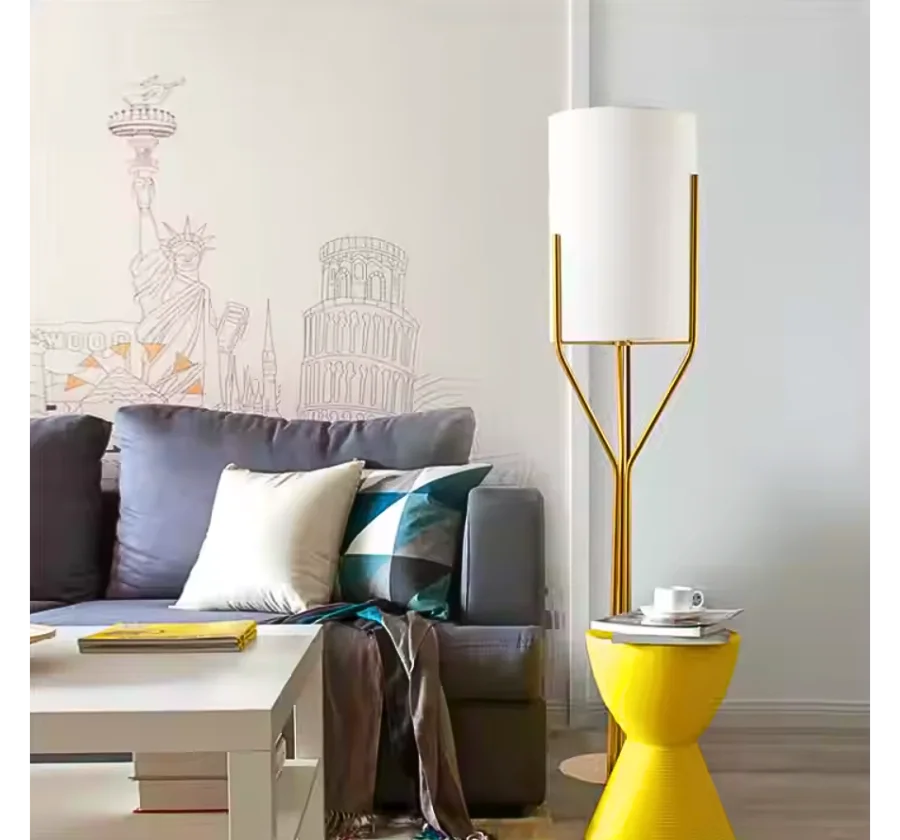 SLENDER FLOOR LAMP