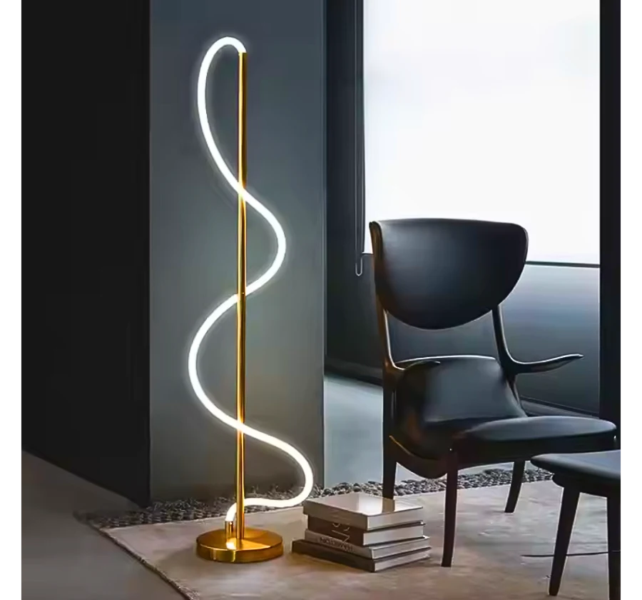 QUANTUM FLOOR LAMP