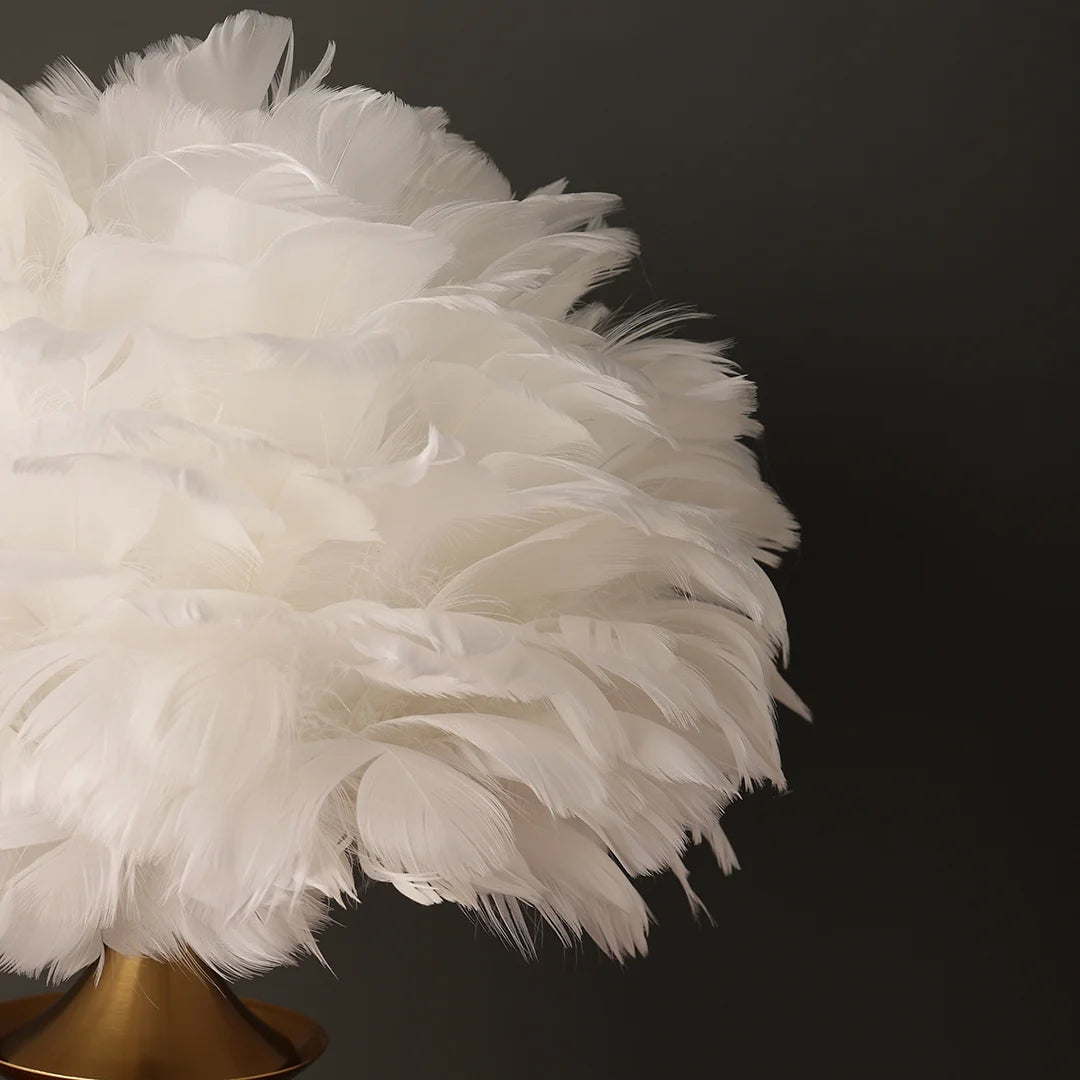 PLUMAGE FEATHER TABLE LAMP