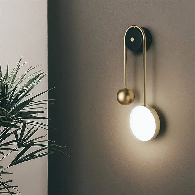COSMO CURVE WALL LAMP