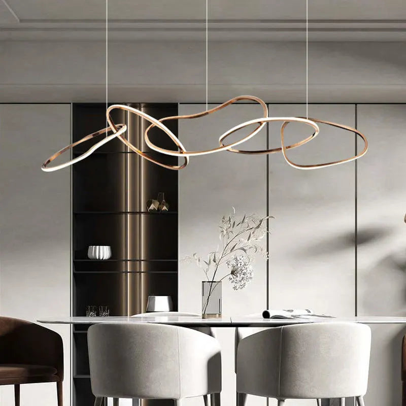LOOPHORA CHANDELIER