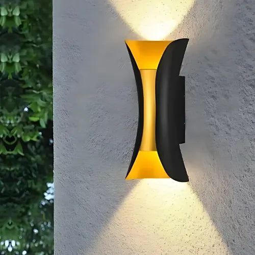 GLOWGUARD OUTDOOR LIGHT