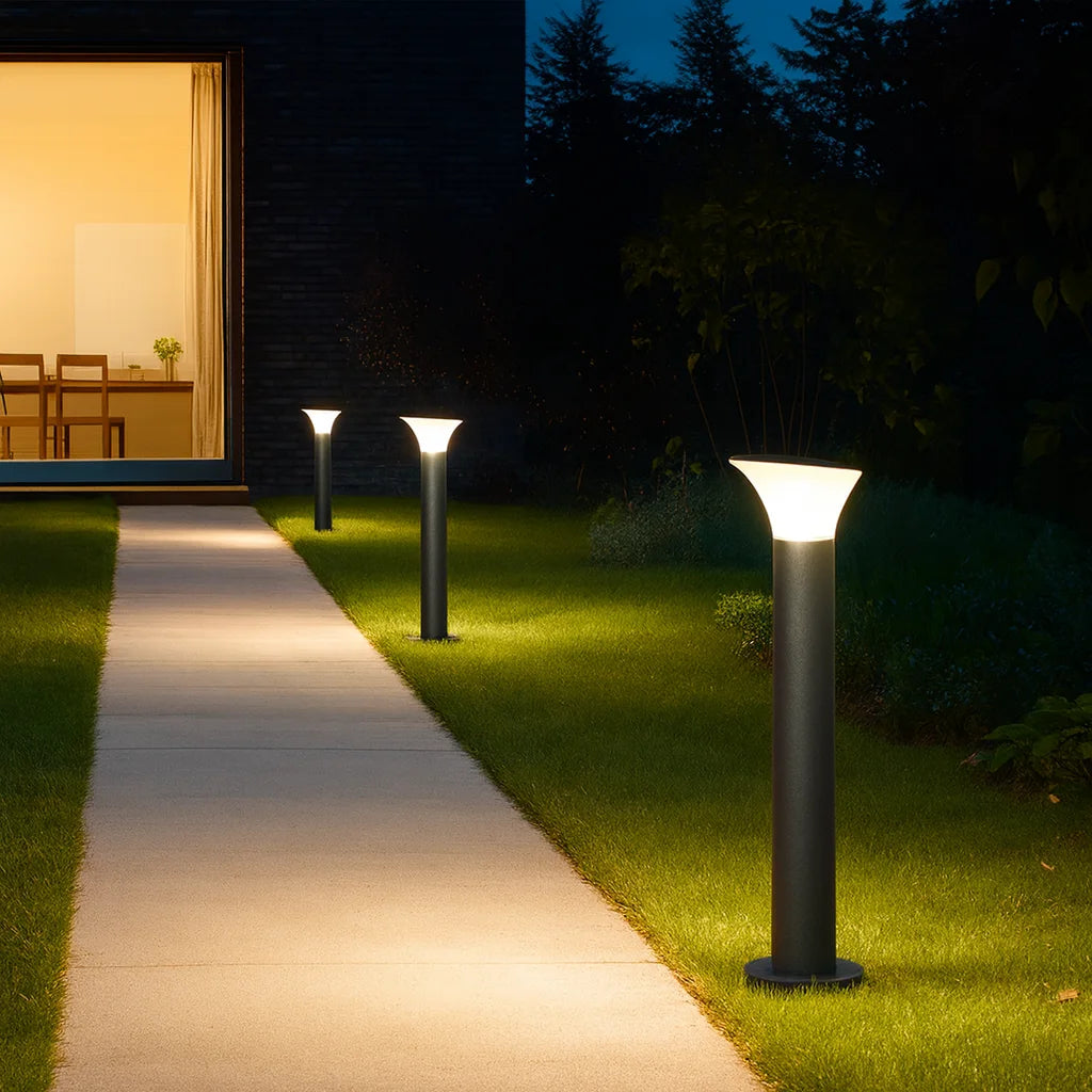 POLARIS BOLLARD LIGHT