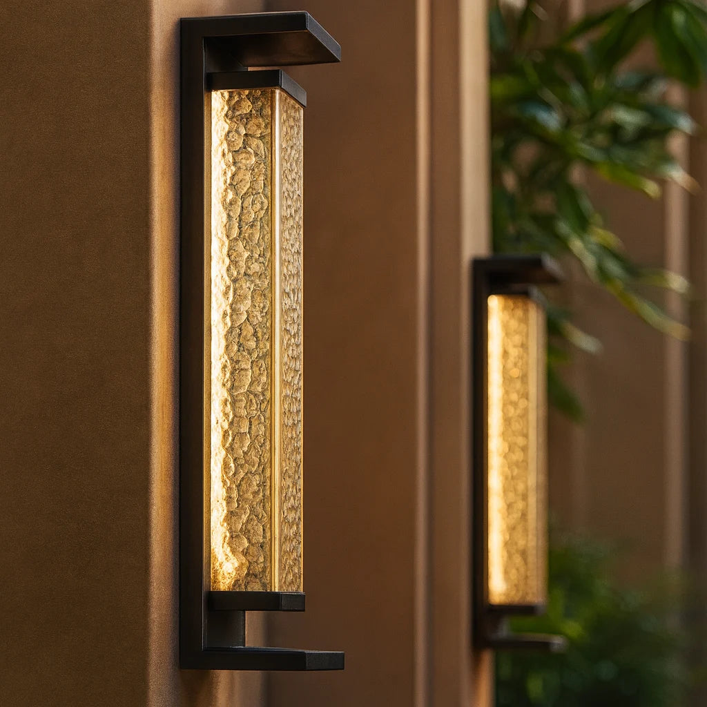 STRATOS OUTDOOR WALL FACADE LIGHT