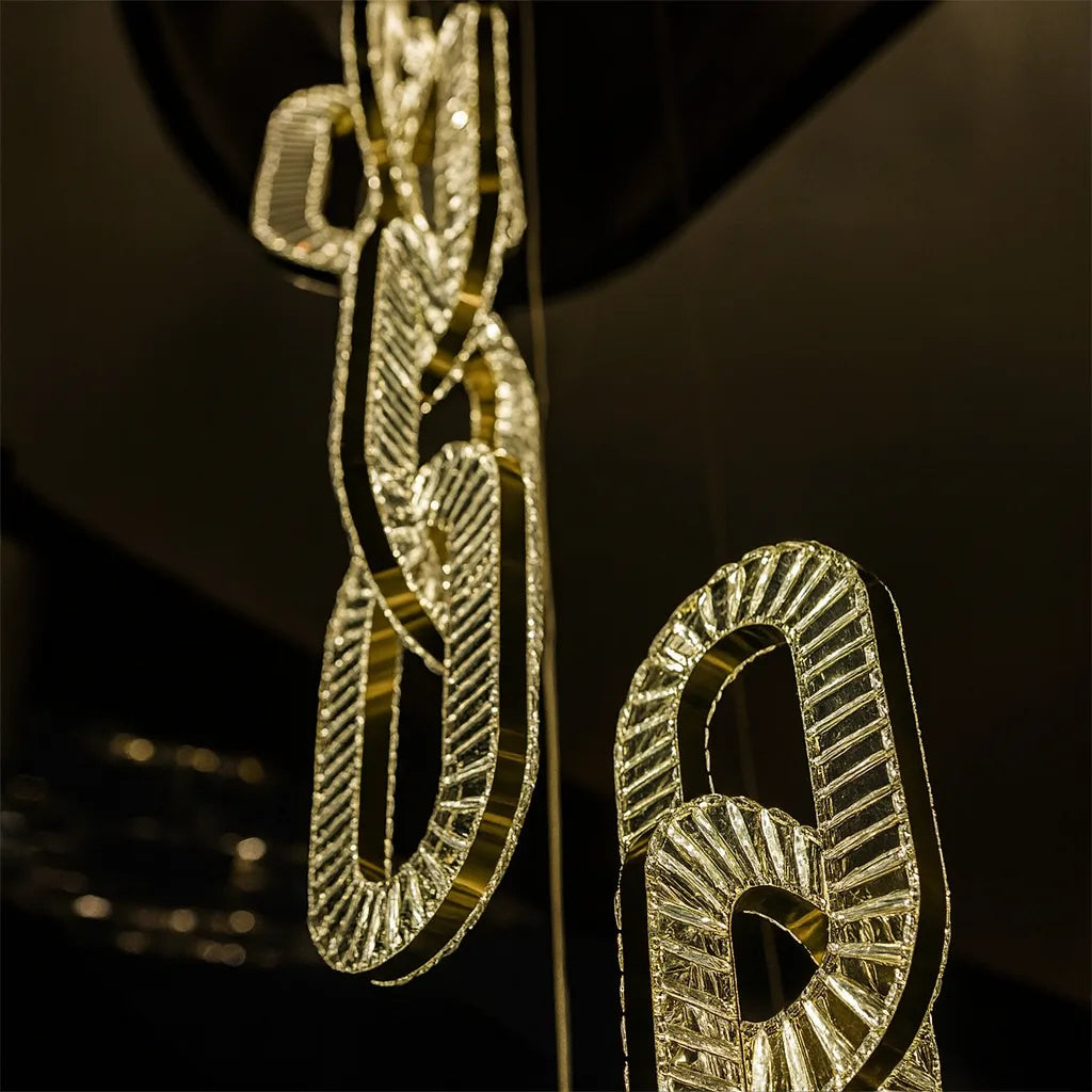 PINNACLE LINK LUXURY CHANDELIER