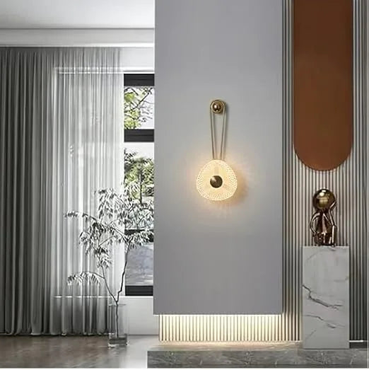 PRISMATIC GLOW WALL LAMP