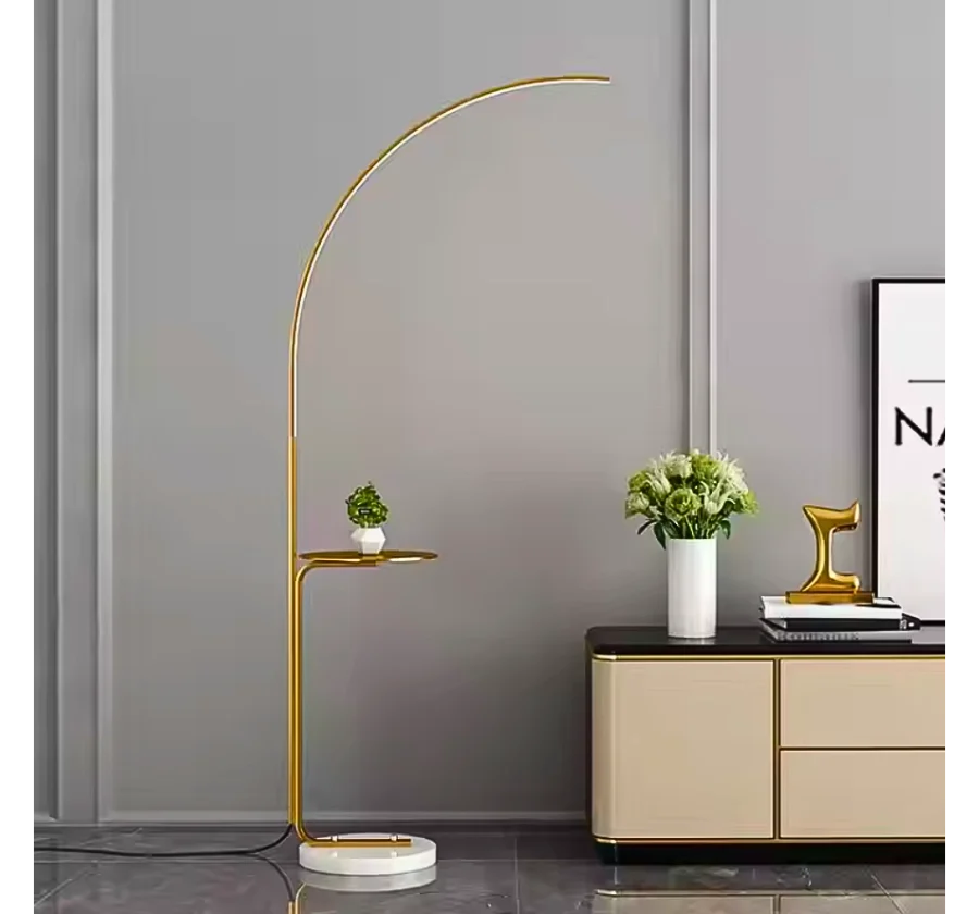 VERGO FLOOR LAMP