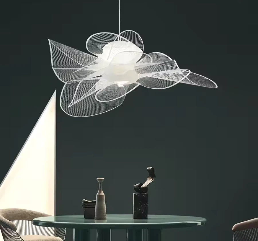 ZEPHYR HANGING LIGHT