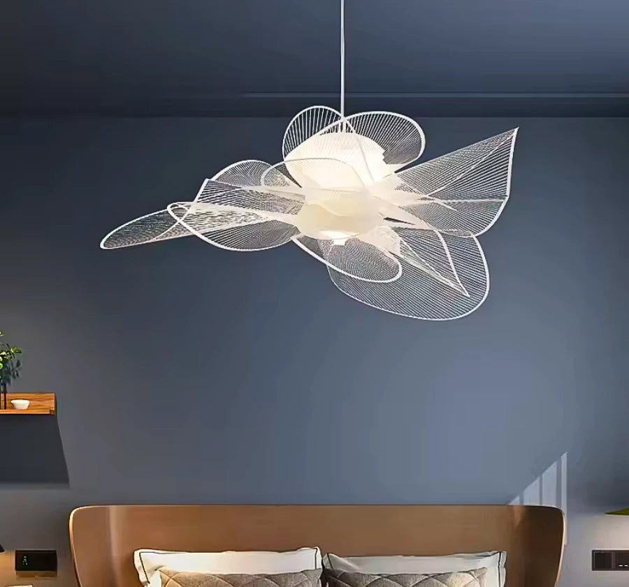 ZEPHYR HANGING LIGHT
