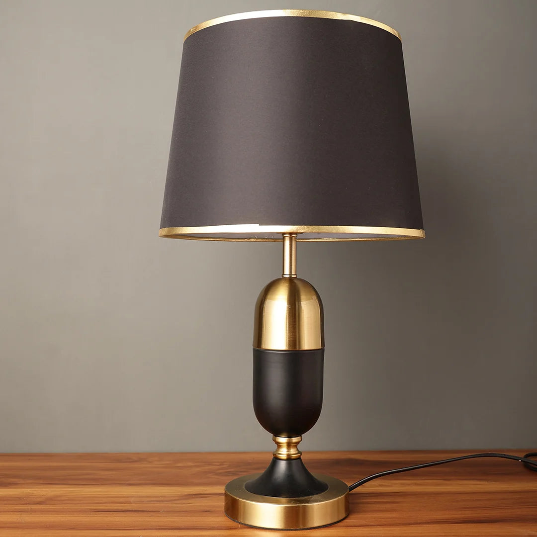 OBSIDIAN TABLE LAMP
