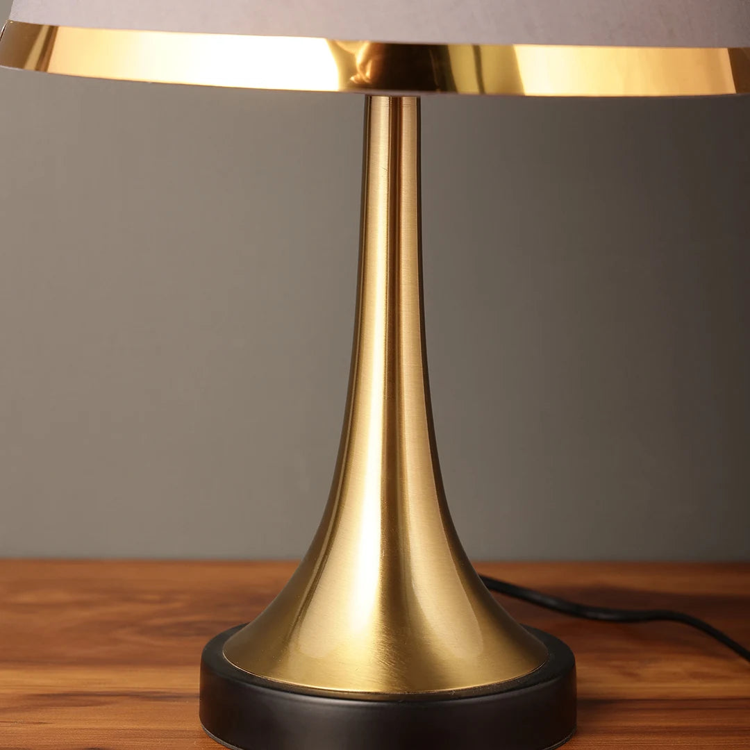 MIRAGE TABLE LAMP