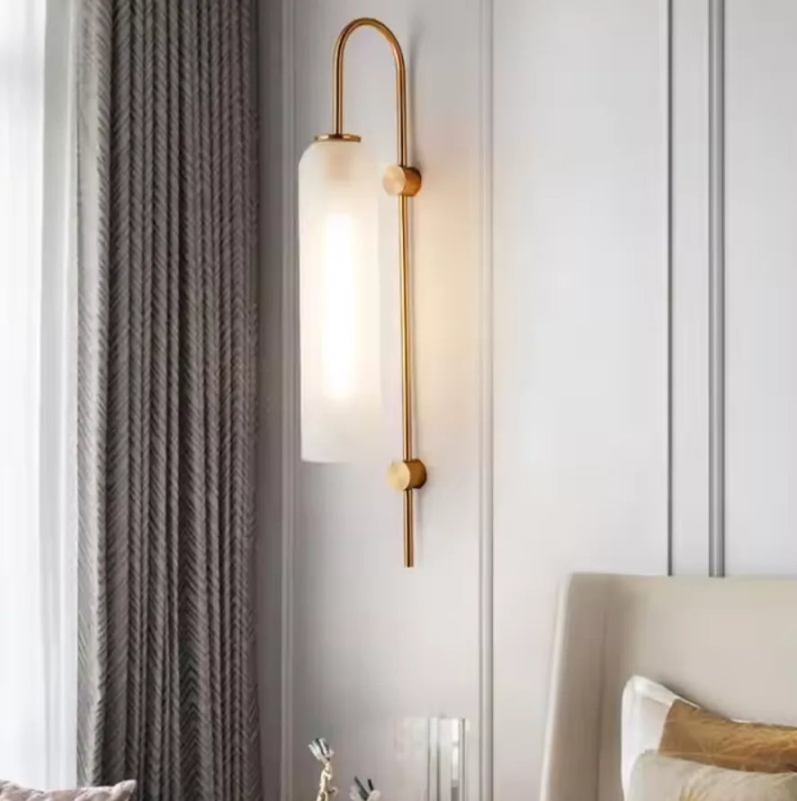 ZENITH WALL LAMP (MILKY WHITE)