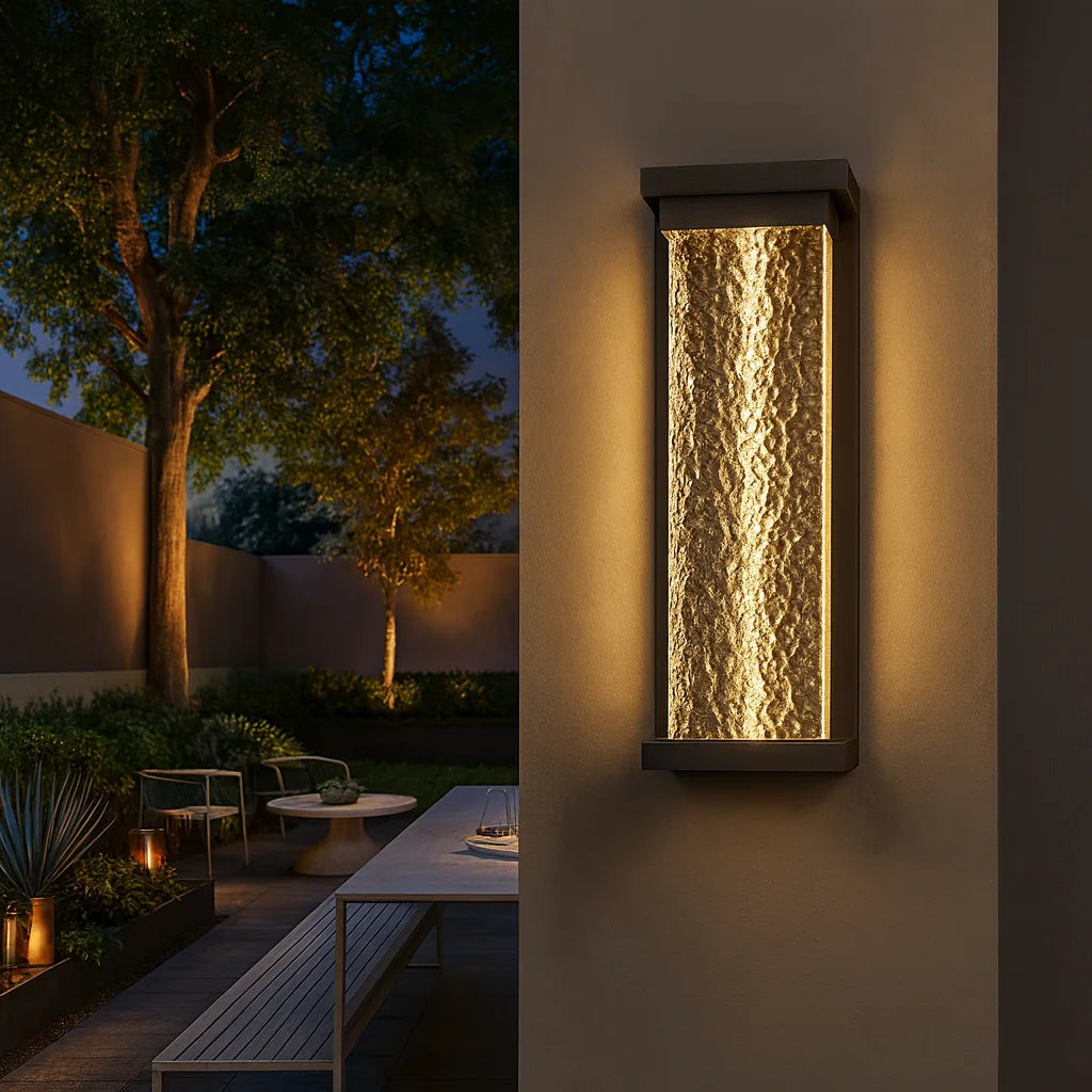 STRATOS OUTDOOR WALL FACADE LIGHT