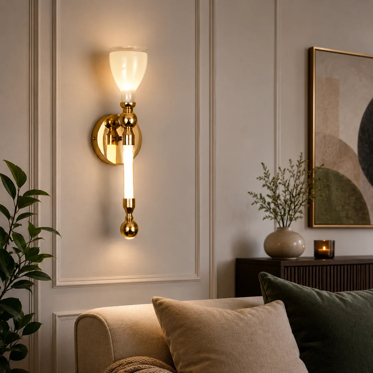 ARISTOCRAT WALL LIGHT