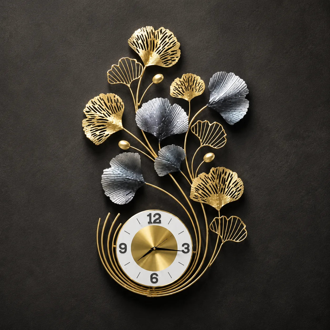 AURELIA DESIGNER METAL WALL CLOCK
