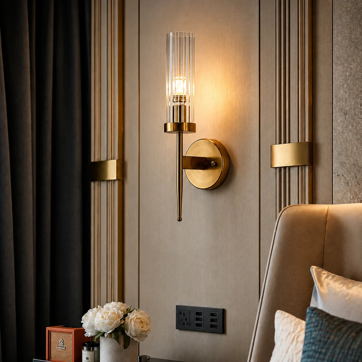 AURIGLOW WALL LIGHT