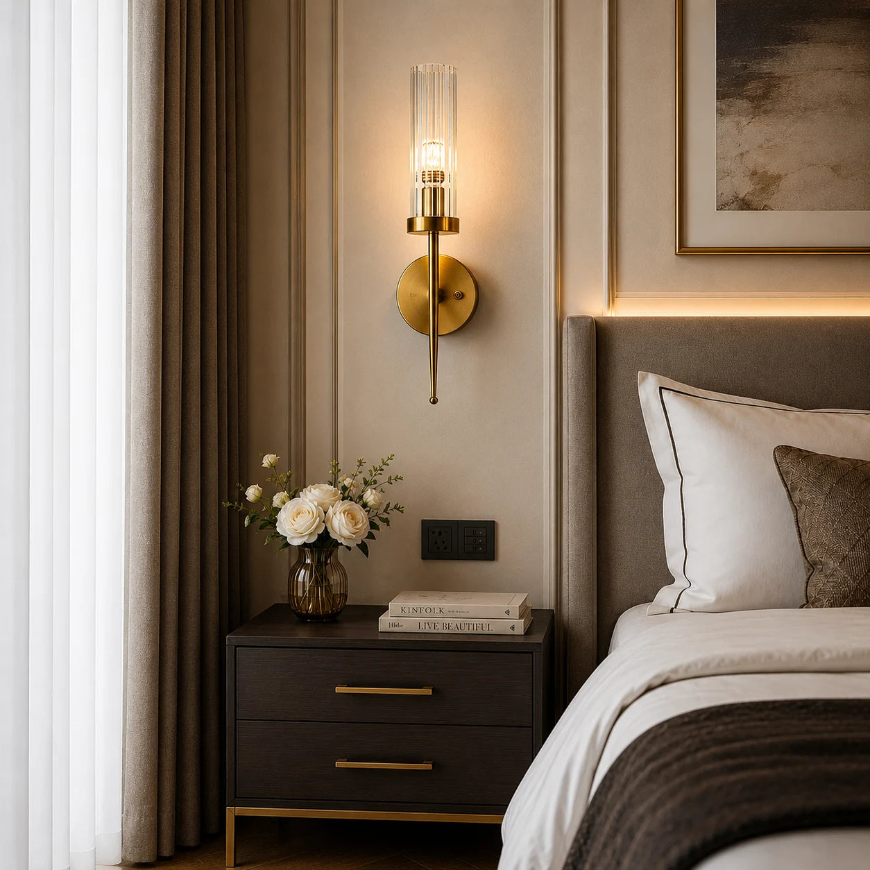 AURIGLOW WALL LIGHT