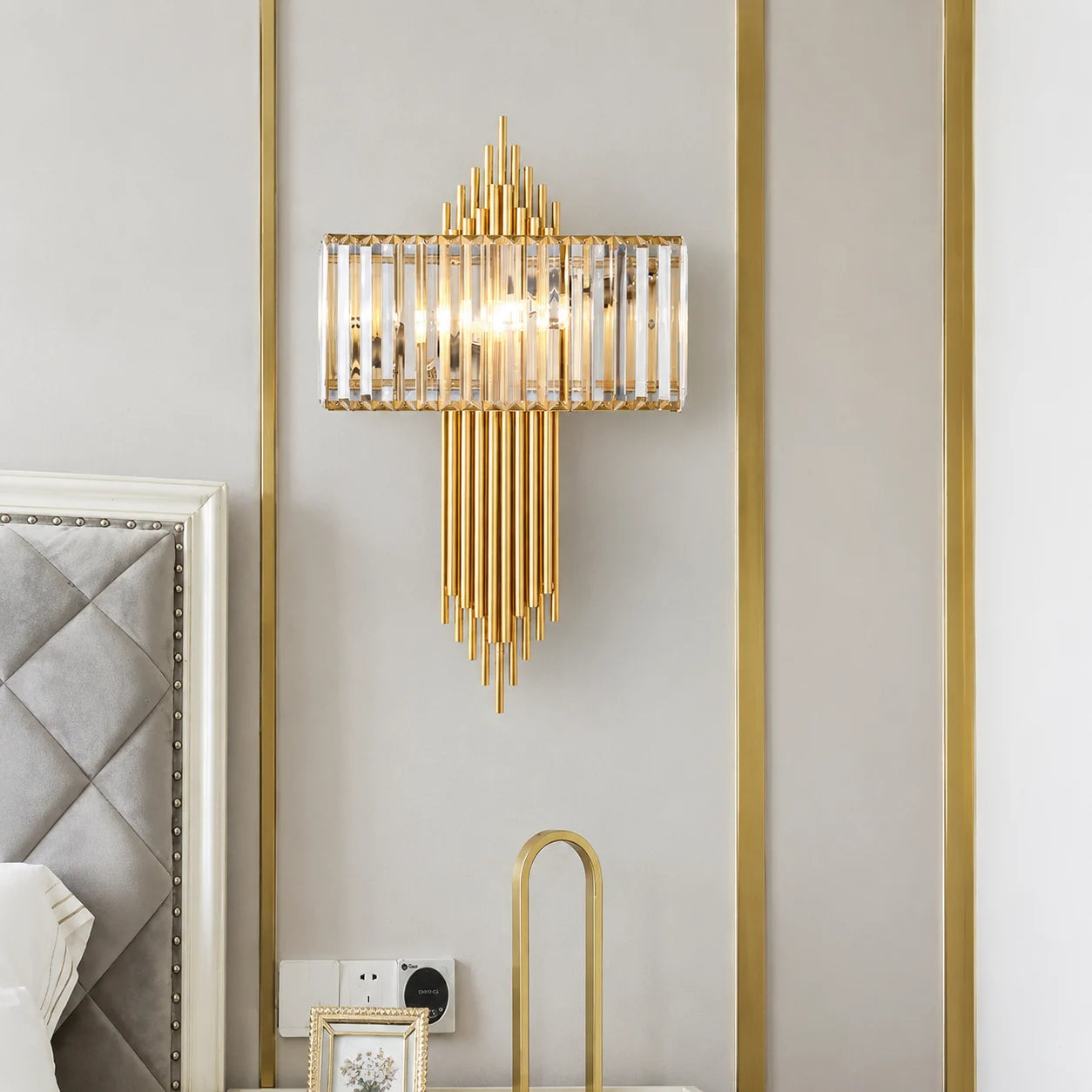 CATHEDRAL RAY WALL LIGHT