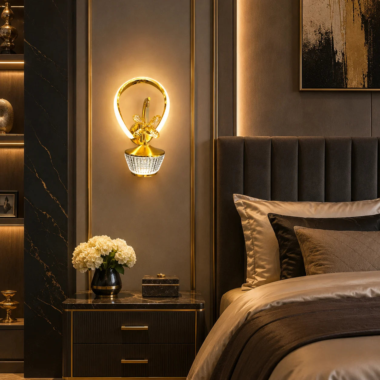ELARA WALL LAMP