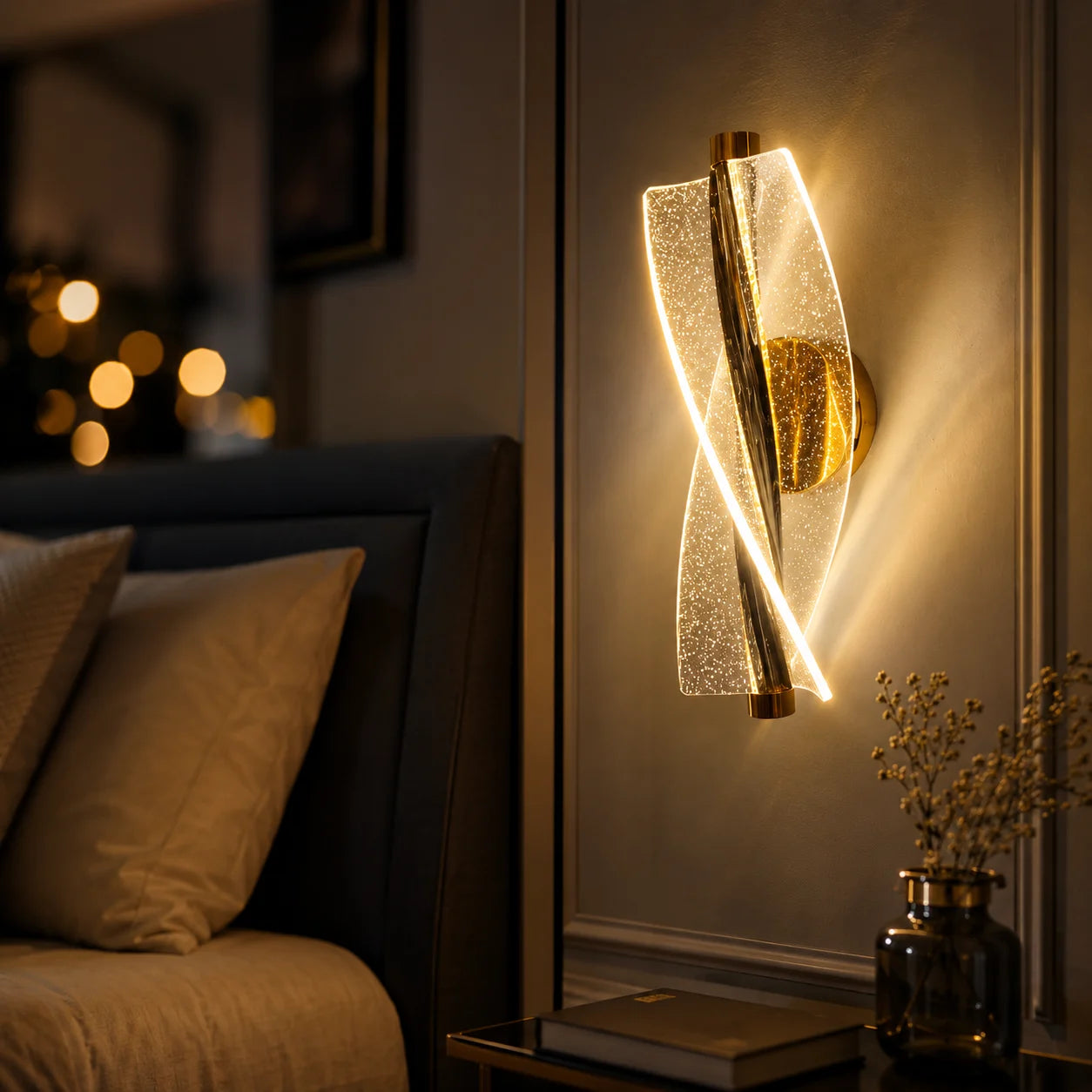 GLOW WEAVE WALL LAMP