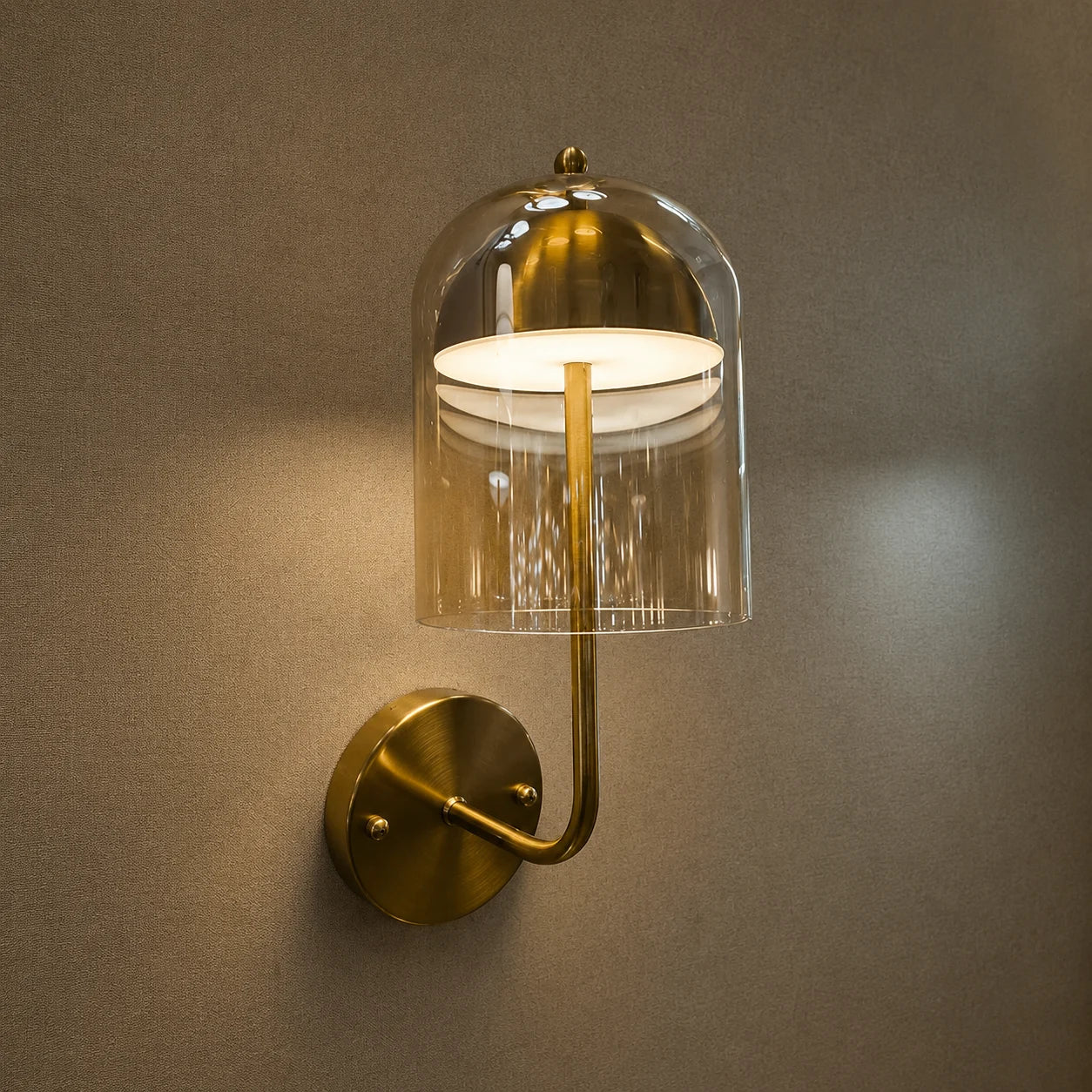 LUCERNA GLASS WALL LAMP