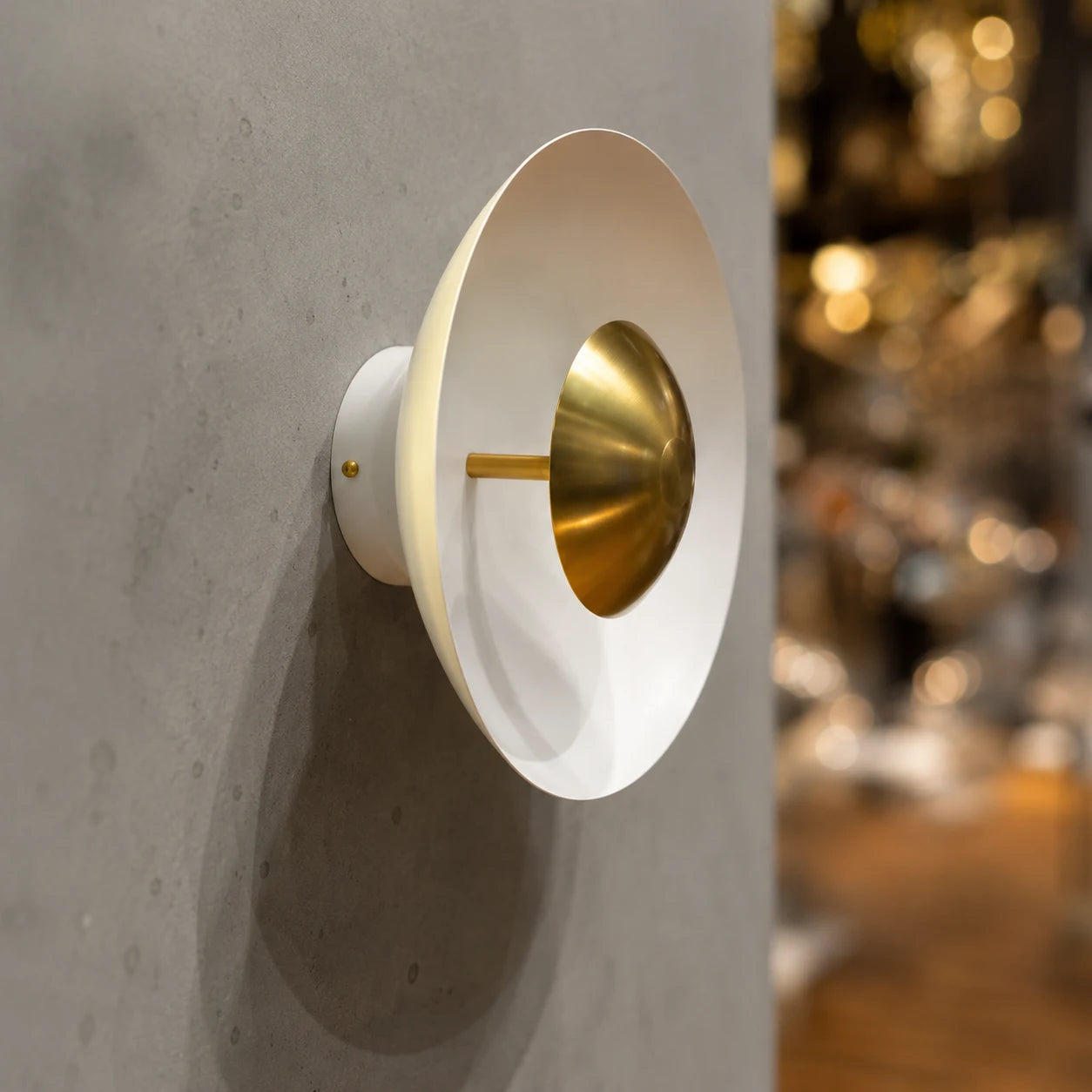NIMBUS WALL LIGHT