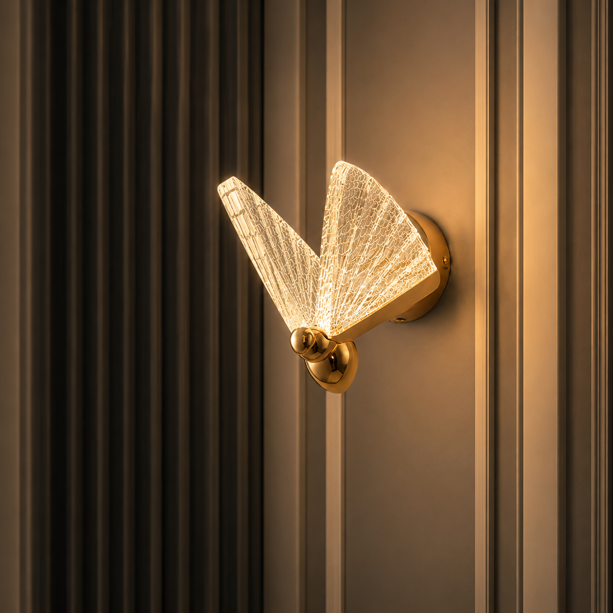PAPILLON WALL LIGHT